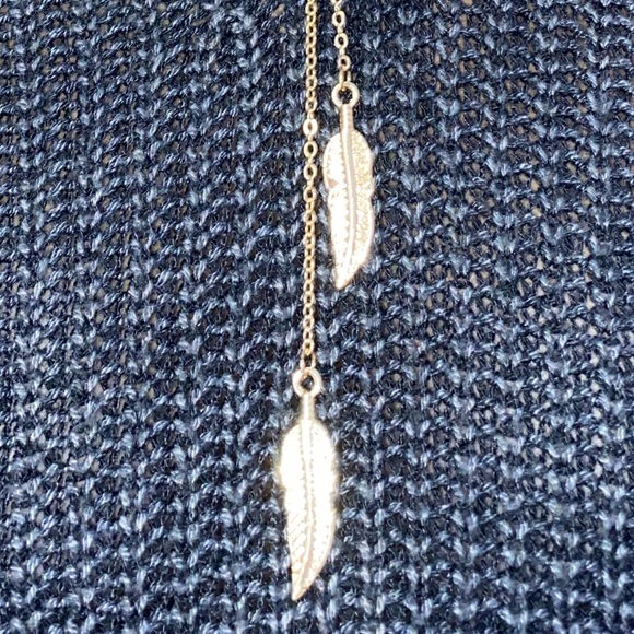 Leaf necklace - Picture 2 of 2